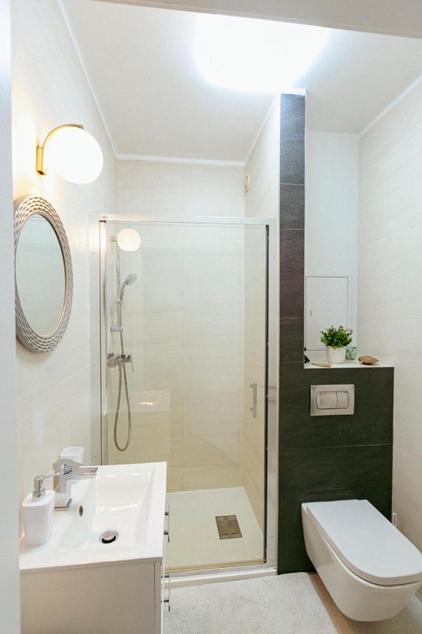 Pawia 51 - Piekny Wiok Na Centrum Warszawy - Duzy Balkon - Smart Tv 55 Cali Wifi - Good Apartments Varsó Kültér fotó