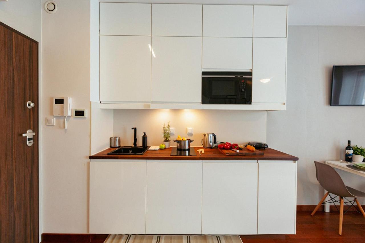 Pawia 51 - Piekny Wiok Na Centrum Warszawy - Duzy Balkon - Smart Tv 55 Cali Wifi - Good Apartments Varsó Kültér fotó