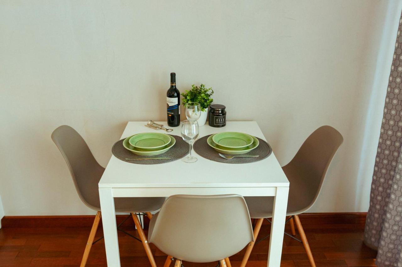 Pawia 51 - Piekny Wiok Na Centrum Warszawy - Duzy Balkon - Smart Tv 55 Cali Wifi - Good Apartments Varsó Kültér fotó